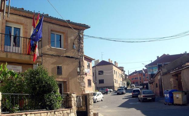 La instalación de una antena de telefonía móvil saca a Espirdo de la 'zona negra'