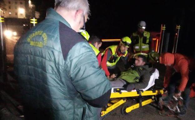 Rescatado en El Real Sitio un senderista que sufría «agotamiento extremo»