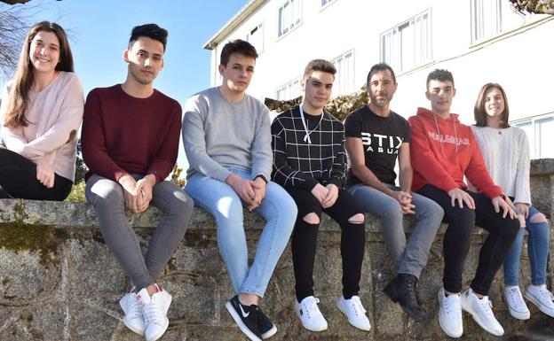 El IES Vía de la Plata de Guijuelo acudirá a la final regional de los Premios de Investigación de Bachillerato