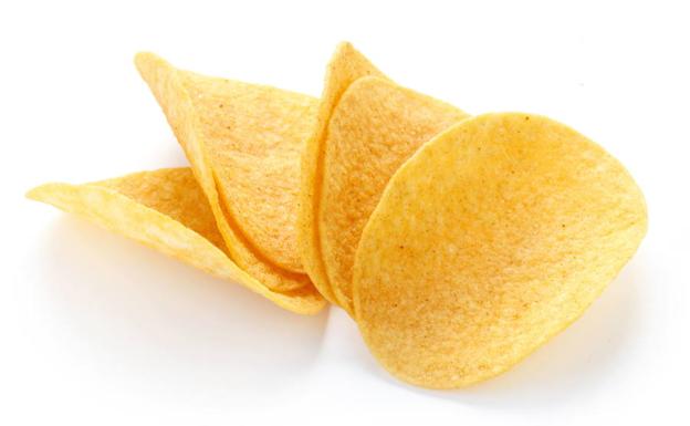 La OCU advierte sobre los chips vegetales: mismas calorías que las patatas fritas y mayor precio