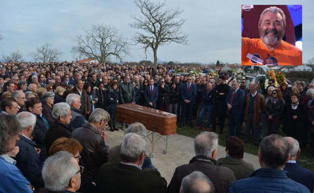 Multitudinario último adiós al televisivo José Pinto en Salamanca