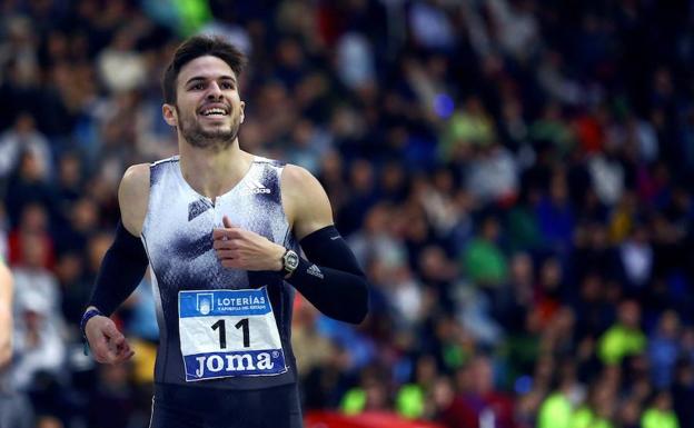 Óscar Husillos obtiene su plaza en las semifinales a medio gas