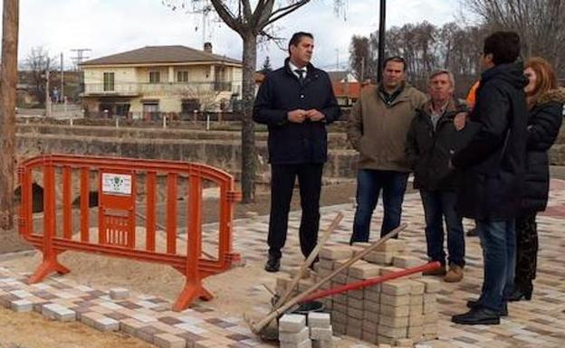 Las obras de la pasarela peatonal de Venialbo finalizarán en mayo