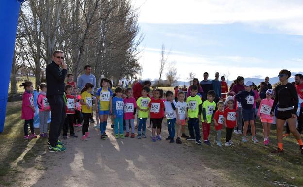 El Cross solidario de la Policía Local reúne a más de 150 participantes