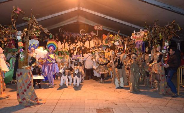 'Don Piano' arde en el Carnaval Musical de Guardo