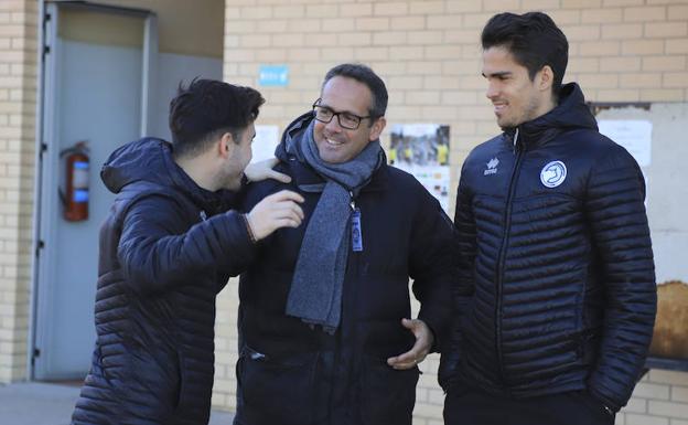 Gorka Etxeberria quiere llegar al mercado de verano con dos tercios de la plantilla de Unionistas hecha