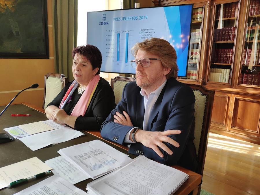 El equipo de gobierno presenta un presupuesto menos inversor pero «de más calidad»