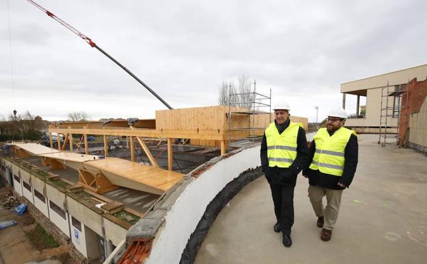 La piscina exterior de San José reabrirá en verano y la climatizada, a partir de septiembre