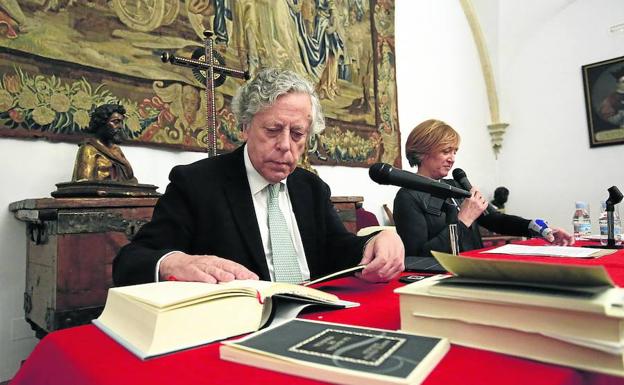 Miguel Ángel Aguilar: «Vox es la primera aportación de los independentistas a la vida española»