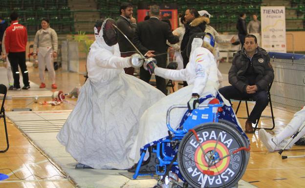 Segovia acoge a los mejores tiradores de esgrima en silla de ruedas