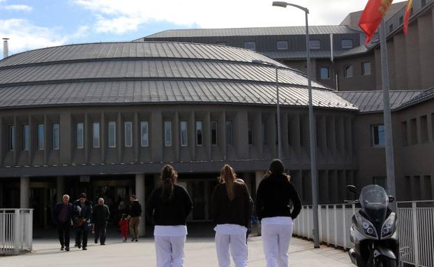 La huelga del 8-M obliga a suspender tres quirófanos del Hospital General de Segovia