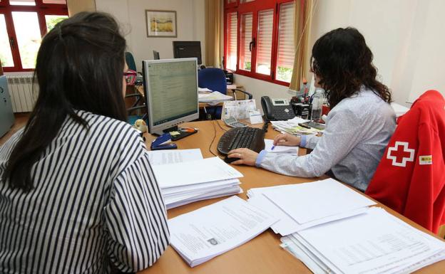 Cruz Roja quiere reactivar el mundo rural de Segovia con un voluntariado «de y para mayores»