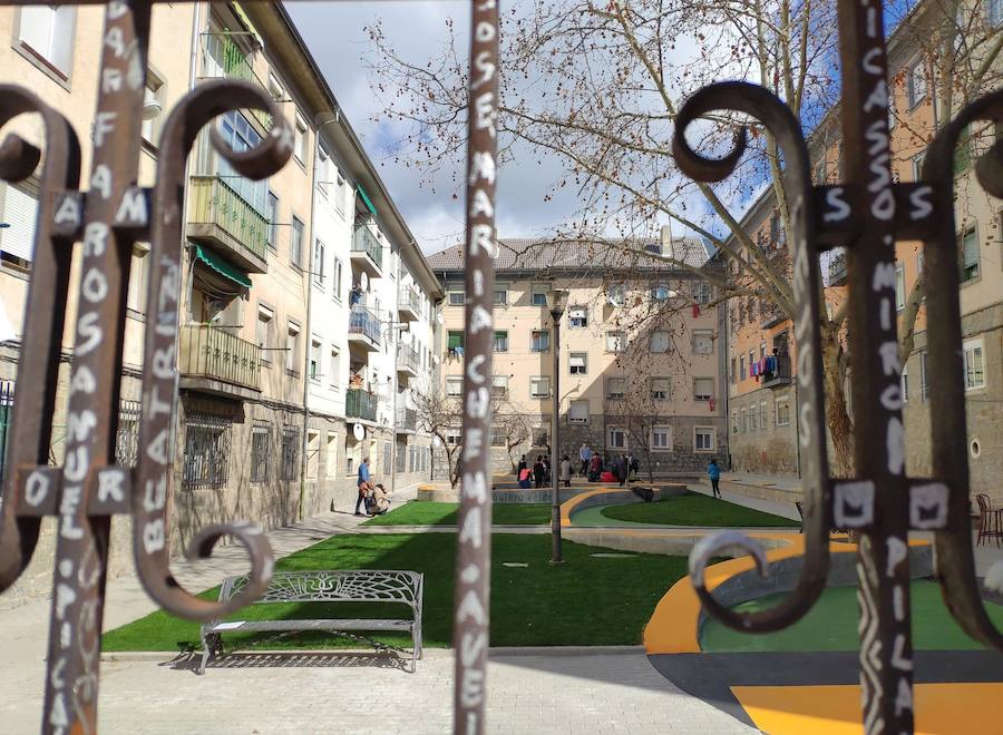 El Colectivo Hilógicas presenta el segundo patio reformado de San José