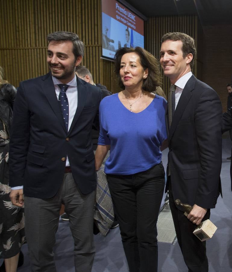 Pablo Casado recibe en la UEMC el Premio al Personaje Público de Castilla y León que mejor comunica