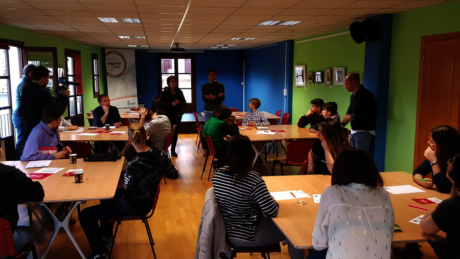 Los adolescentes segovianos echan en falta mejores instalaciones deportivas