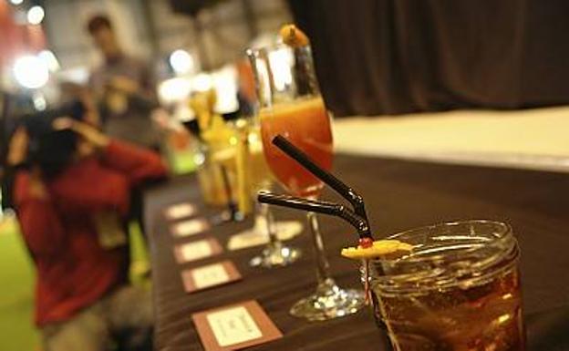 Una barman palentina disputará el décimo Concurso Nacional de Cócteles en el Salón de Gourmets