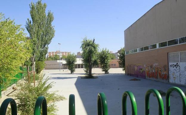 El Procurador del Común obliga a entregar copia de un expediente de obras a un vecino de la Rondilla