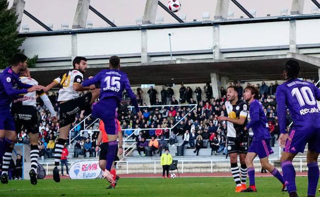 Unionistas acude a un campo propicio para rozar la salvación