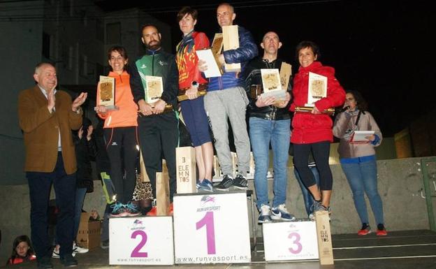 Juan Mangas y Miriam Delgado ganan el Trail Nocturno de Íscar