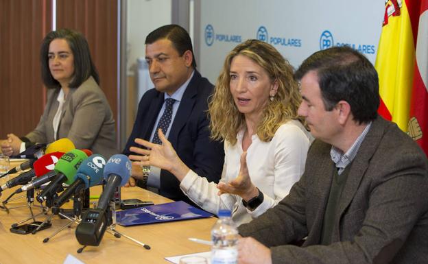 Alicia García se presenta al Congreso por el PP en Ávila con «humildad», «responsabilidad» y «coraje»