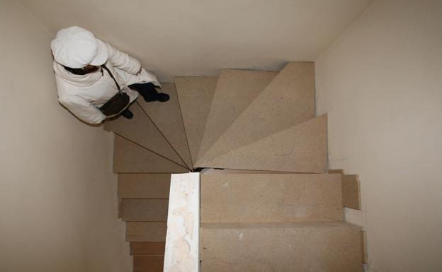 Condenan a un exdirectivo de Bankia a 3,5 años por estafar en la reforma de una promoción de Fuensaldaña