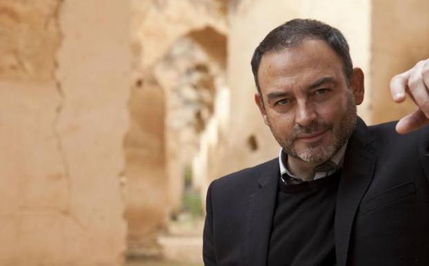 Sánchez Adalid, Almudena de Arteaga y Eslava Galán, en las I Jornadas de Novela Histórica de Ávila