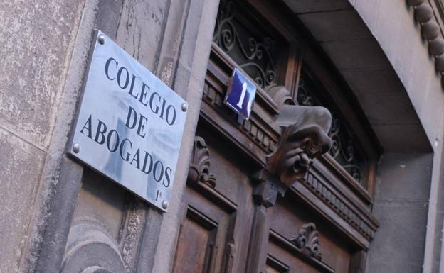 El Colegio de Abogados de Burgos despide y denuncia a su gerente por «supuestas irregularidades»
