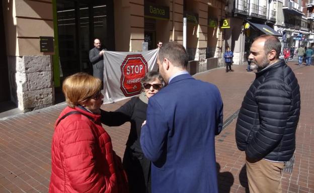 Una pensionista lucha desde hace cinco años para evitar su desahucio de un piso en Valladolid