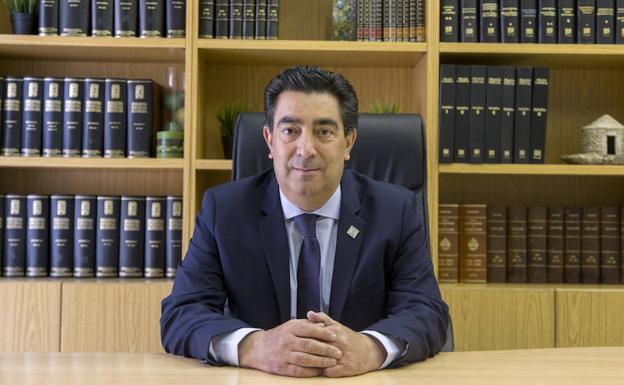 La patronal CES pide una reunión al alcalde para acceder al Consejo de Diálogo Social