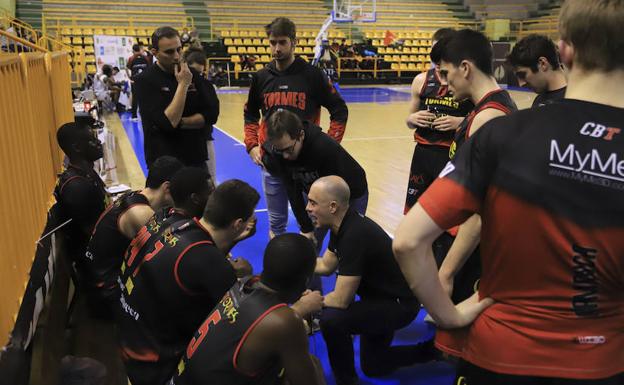 Nueva final para La Antigua CB Tormes en su lucha por seguir con vida en la LEB Plata