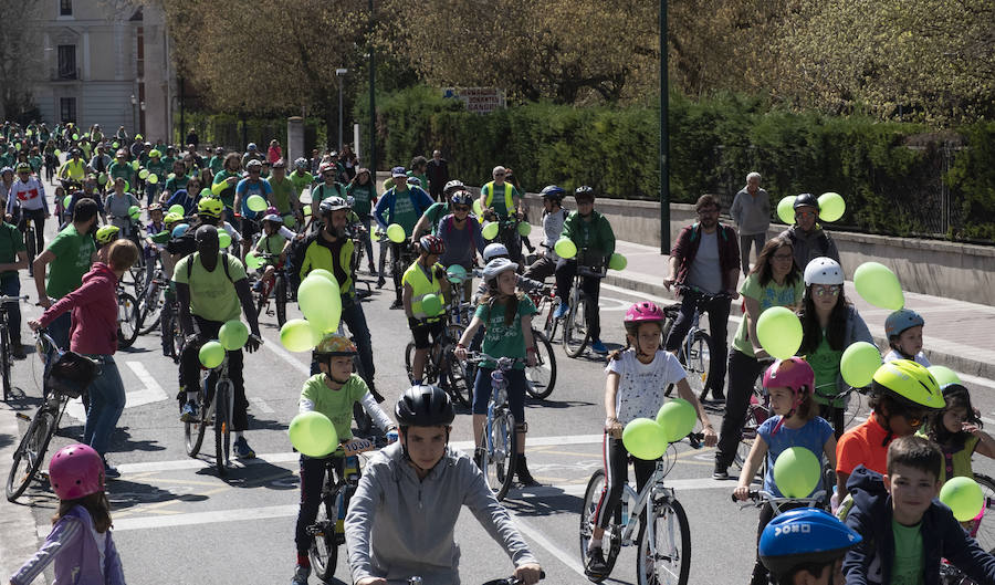 Bicicletada por la escuela pública en Valladolid