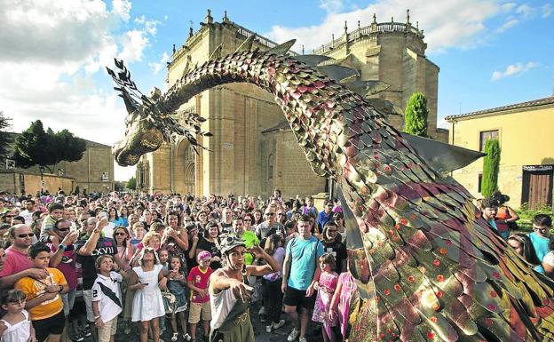 Los grupos de teatro de Castilla y León piden ayudas y programación «para no quebrar»