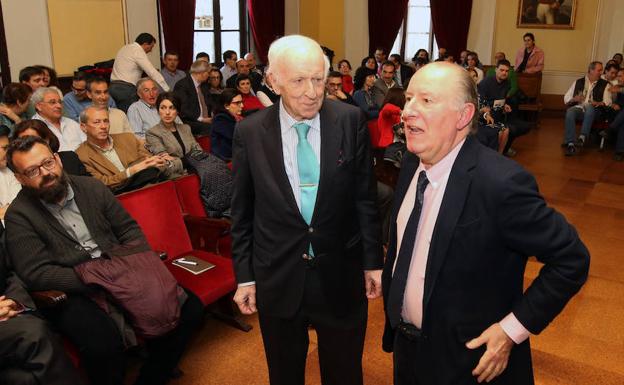 Abadía y Gay de Líebana vaticinan «ajustes muy duros» del próximo Gobierno