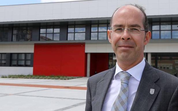 Ciudadanos recurre a Martín Fernández Antolín, exrector de la UEMC, para la alcaldía de Valladolid