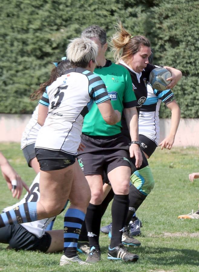 Rugby femenino en el Pepe Rojo. Salvador-Industriales