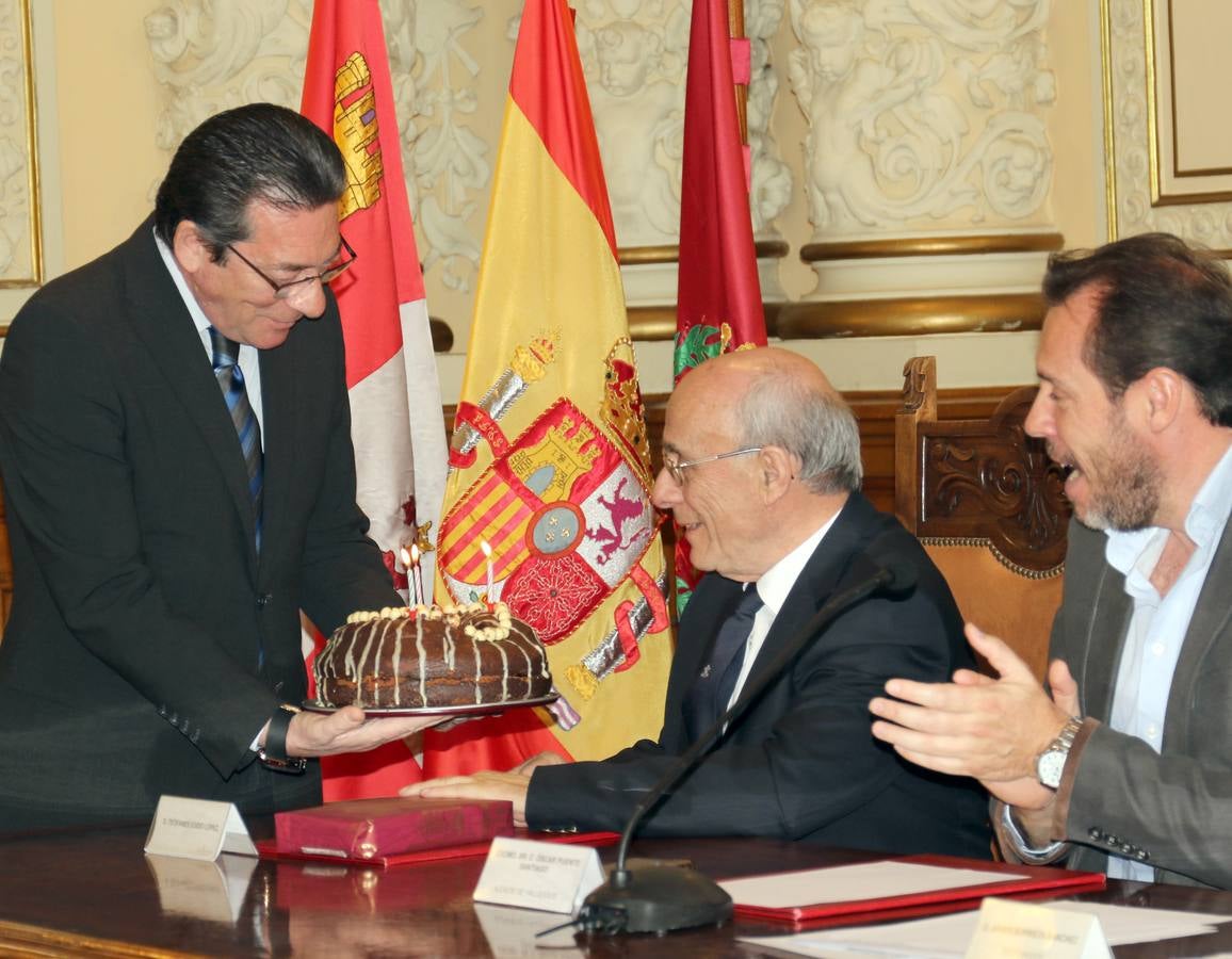 Homenaje del Ayuntamiento de Valladolid a Teófanes Egido