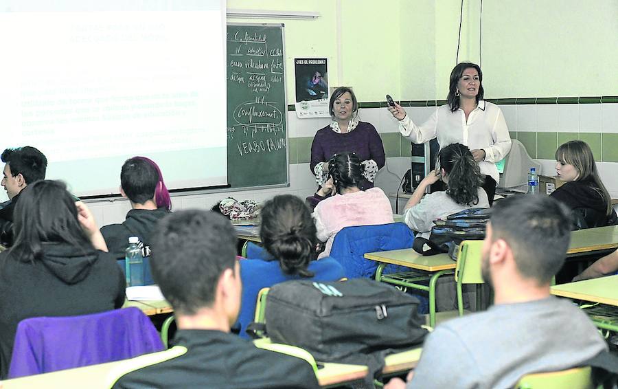 Una campaña alerta en los institutos de Valladolid de los peligros de las apuestas 'on-line'