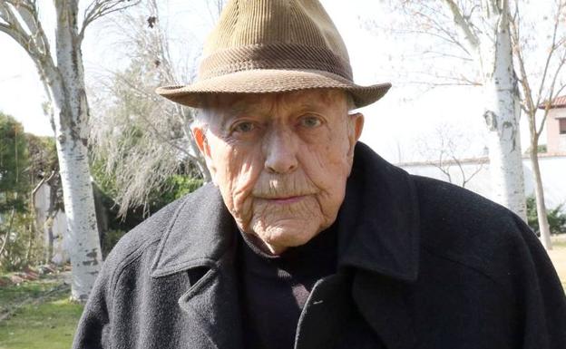 Jiménez Lozano reflexiona sobre la deriva de la sociedad contemporánea en 'La querencia de los búhos'