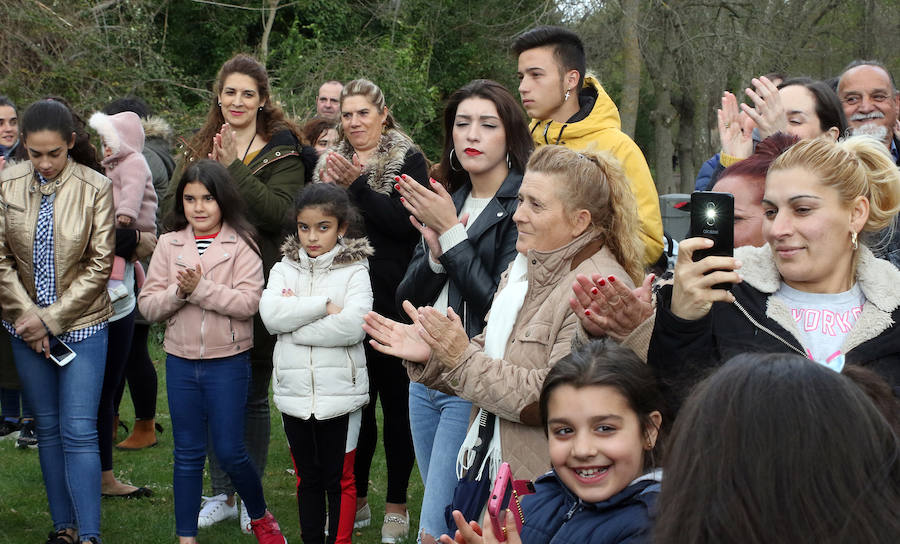 Celebración en Segovia del Día Internacional del Pueblo Gitano