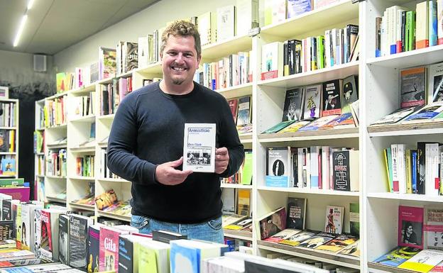 El poeta Ben Clark y su 'poema viral'