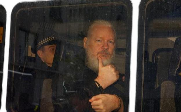 Assange, ante la Justicia
