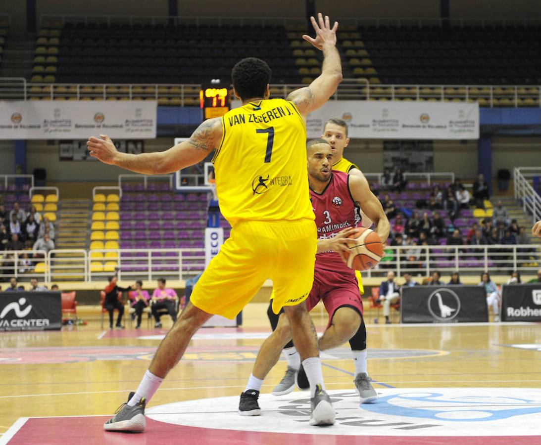 Partido entre el Carramimbre y el Liberbank Oviedo