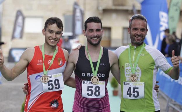 Iván Roade y Ana Cristina Constantin triunfan en el BurruTrail