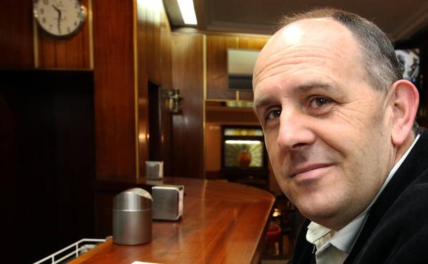 José Luis Aceves: «La gente se ha hartado del PP y de sus posiciones de ultraderecha»