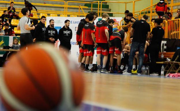 La Antigua CB Tormes ya es matemáticamente equipo de Liga EBA tras consumarse su descenso