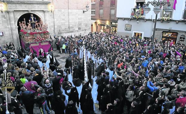 La Bajada de la Libertad fue escenario de la llegada del Jesús de Medinaceli a la Catedral