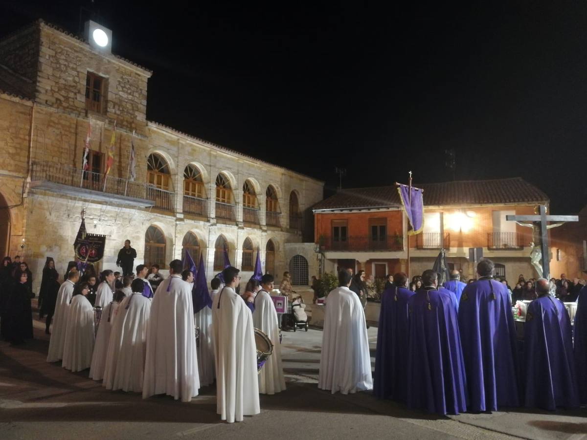 Procesión del Santo Rosario de Dolor en Torrelobatón (2/2)
