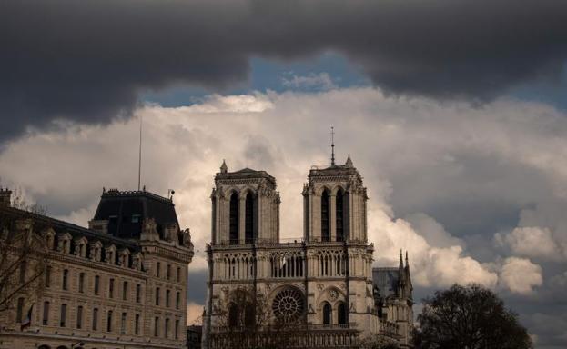 Envíanos tu foto de Notre Dame