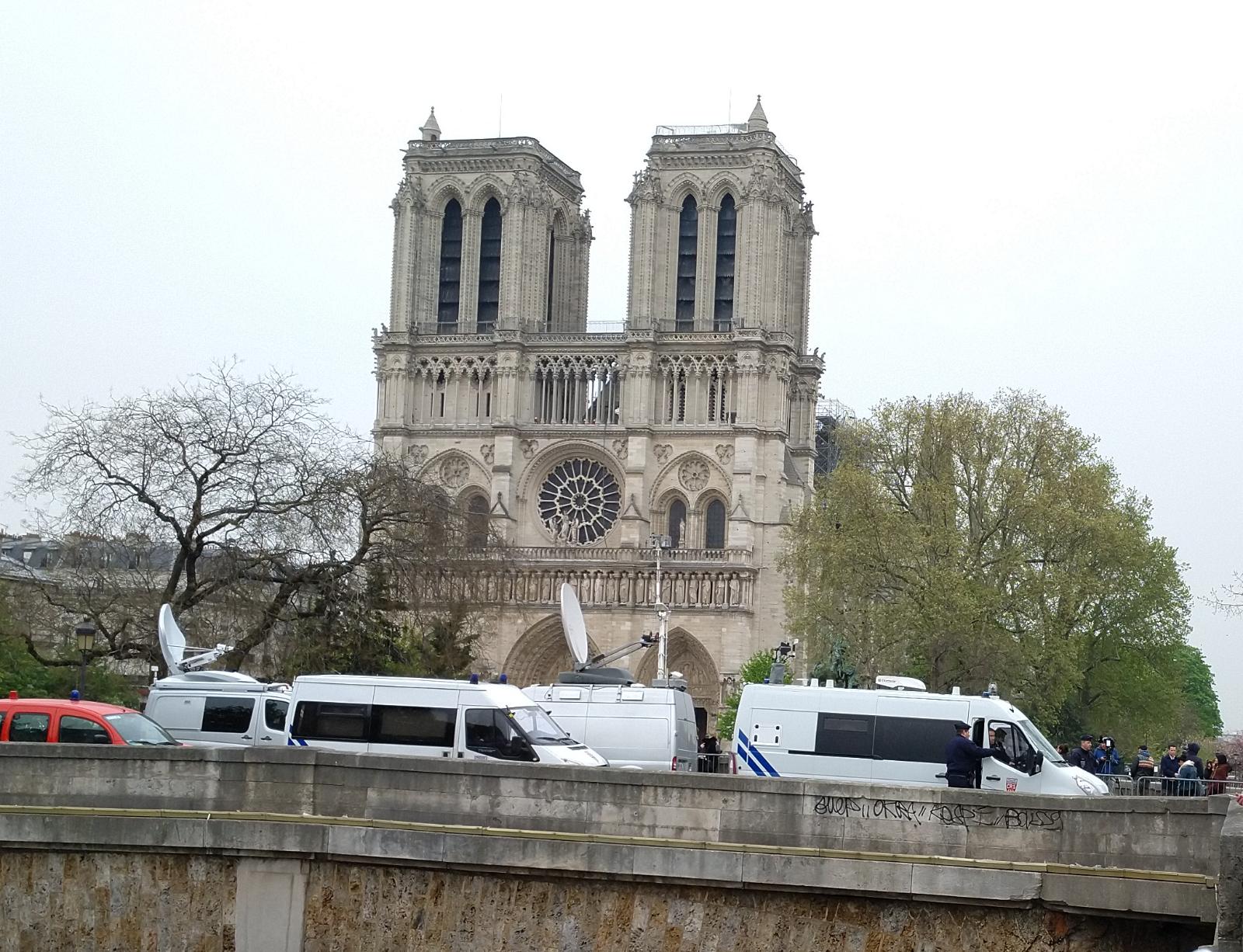 Las fotos homenaje a Notre Dame enviadas por los lectores de El Norte de Castilla
