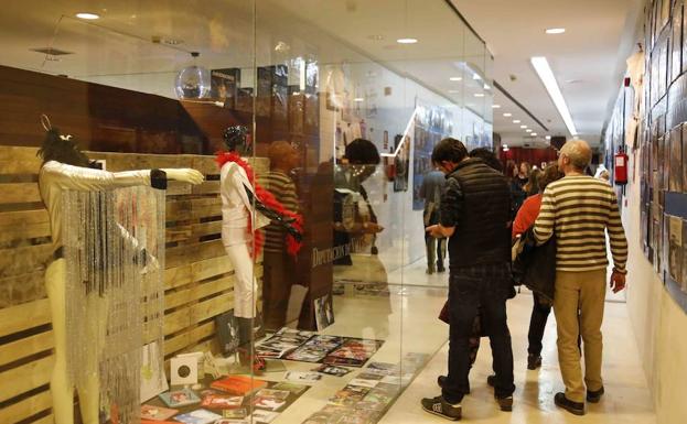 El Museo del Vino acoge una muestra de David Bowie dentro de los actos de su 20 aniversario